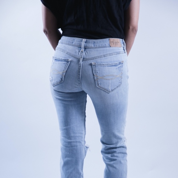Ripped Blue Jeans - Picture 1 of 4